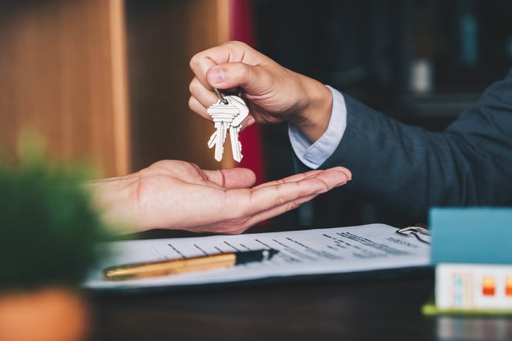 Kiracının Tahliye Davası - Kiracı Nasıl Çıkartılır?